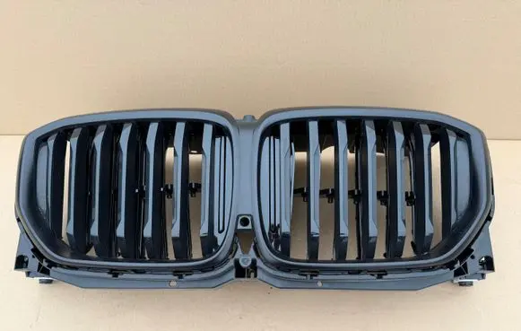BMW X5 G05 Front grill 5A67CC4 22677510