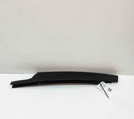 BMW X7 G07 Front door glass trim molding 7453830 7429388