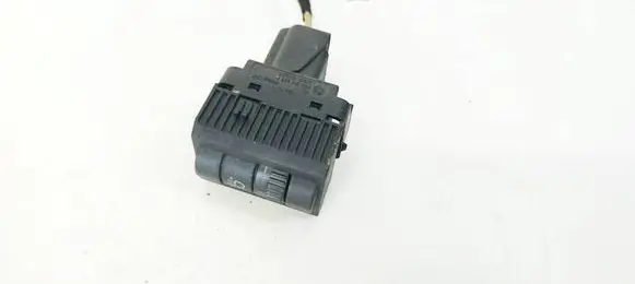 Volkswagen Polo IV 9N3 Headlight level height control switch 6Q0941333B