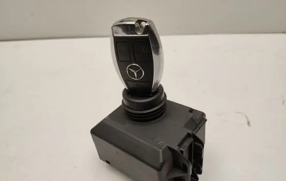 Mercedes-Benz E W212 Ignition lock A2129055600