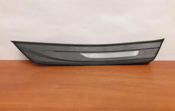 BMW 5 F10 F11 Side skirt rear trim 51477203610 9622