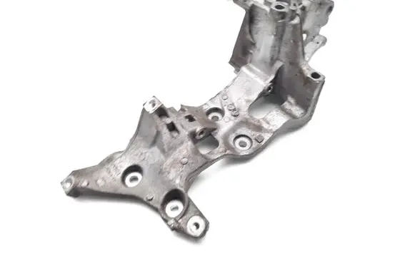 Skoda Octavia Mk3 (5E) Generator/alternator bracket 04L903143B