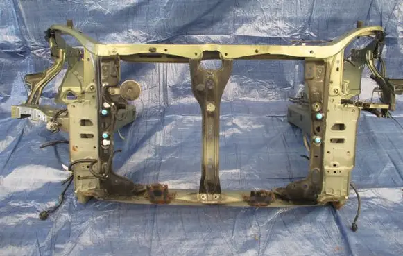 Subaru Forester SK Radiator support slam panel