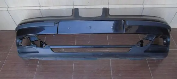 Seat Leon (1M) Front bumper 1M0807221