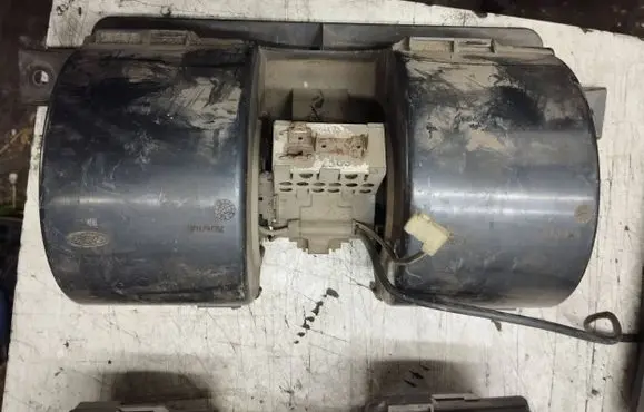 Ford Sierra Heater fan/blower 18456 097487