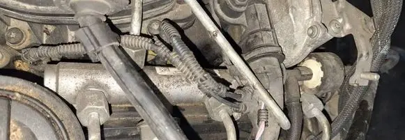 Volkswagen Phaeton Fuel main line pipe
