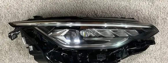 Volkswagen Golf VIII Headlight/headlamp 1710VF2049TQ 11799148R01 5H1941036N