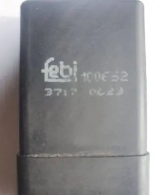 Volvo V50 Glow plug pre-heat relay 100652 E230412E 2S300P
