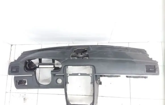Mercedes-Benz B W245 Dashboard A1696800887 1698600005