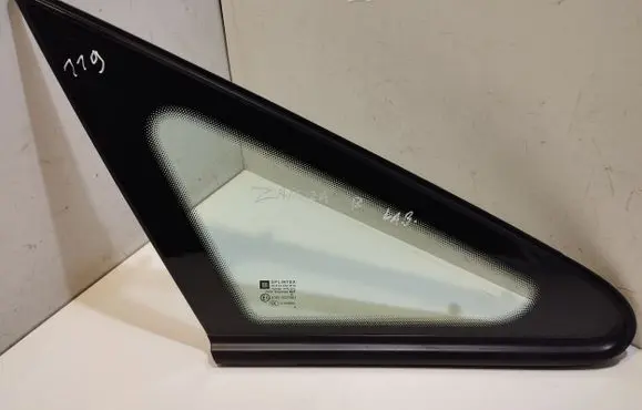 Opel Zafira B Front triangle window/glass 131239201 43R007951