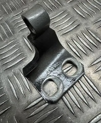 Fiat 500X Front door upper hinge 