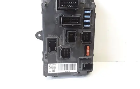 Peugeot 407 Fuse module 9656148180