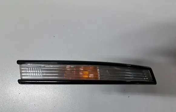 Volkswagen PASSAT B6 Front indicator light 3C0953042E