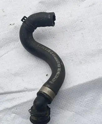 Mercedes-Benz E W211 Engine coolant pipe/hose A2118327094