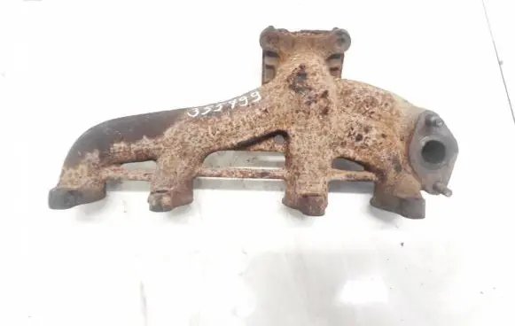 Volkswagen Caddy Exhaust manifold 028253033aa