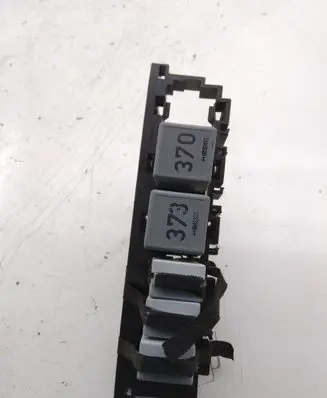 Volkswagen Golf VI Fuse module