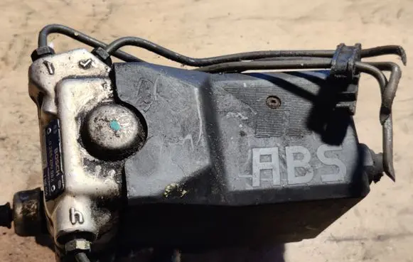 BMW 5 E34 ABS Pump 0265200062