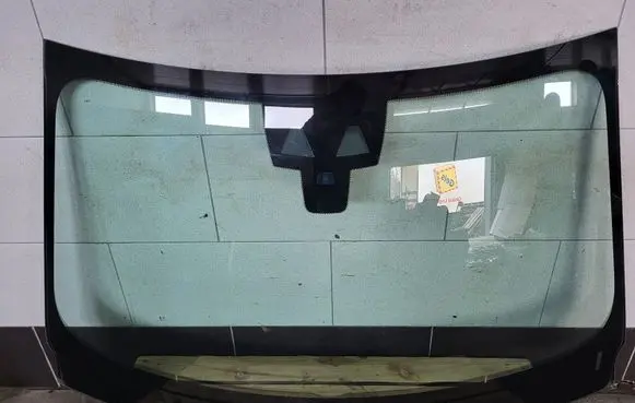 Jaguar XF X260 Front windscreen/windshield window GX6303010JD