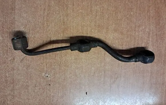 Mercedes-Benz S W126 Fuel line/pipe/hose 1264701764