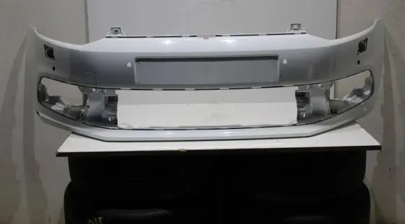 Volkswagen Cross Polo Front bumper 6C0807221 5239702