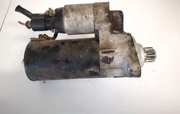 Volkswagen PASSAT B6 Starter motor stx200056