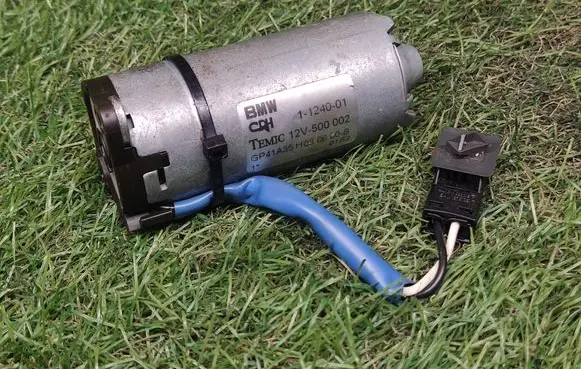 BMW X5 E53 Seat adjustment motor 1124001