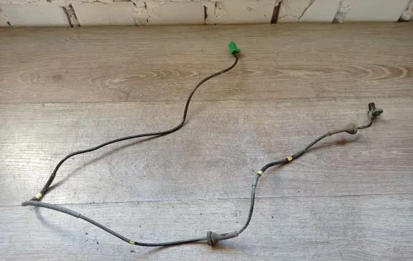 Volvo S60 ABS rear brake sensor 10071160383 3524257