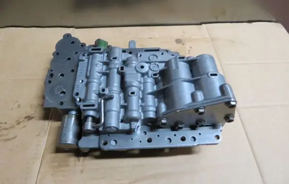 Toyota Corolla E110 Transmission gearbox valve body AW80-40LS