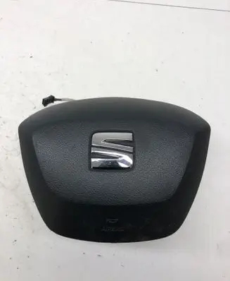 Seat Leon (5F) Steering wheel airbag 6F0880201J