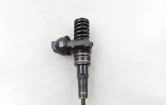 Audi A4 S4 B6 8E 8H Fuel injector 0414720214 038130073AR