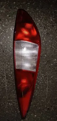 Ford Mondeo Mk III Rear/tail lights 1S7113404c