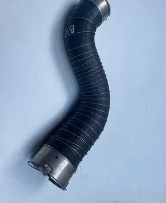 BMW 1 F20 F21 Intercooler hose/pipe 110844