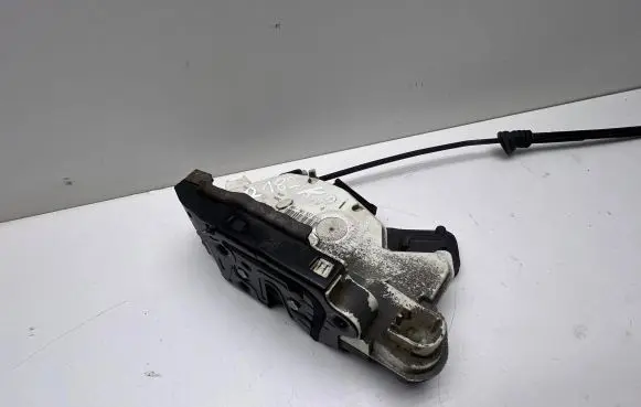 Skoda Yeti (5L) Front door lock 5K1837015D