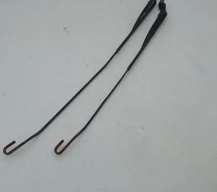 Mercedes-Benz Vito Viano W638 Front wiper blade arm 6388202544 6388202344