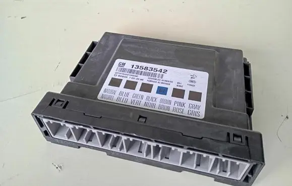 Opel Insignia A Comfort/convenience module 13583542