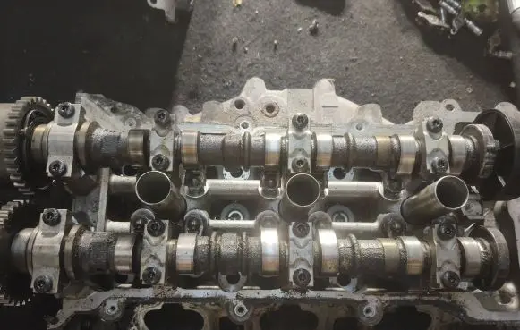 Dodge Journey Engine head 05184510aj