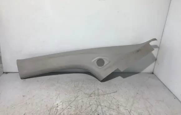 Toyota Proace (D)pillar trim (top) 9808680477