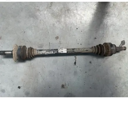 BMW X5 E70 Rear driveshaft 105381