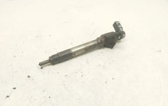 Peugeot 607 Fuel injector 5U3Q9K546AA