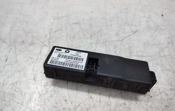 Chrysler 300 - 300C Seat control module 04602670AD
