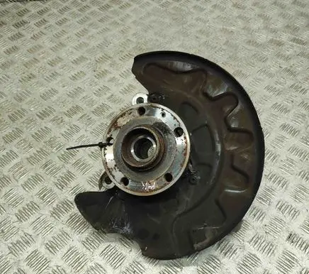 Skoda Superb B8 (3V) Front wheel hub 5Q0407257C