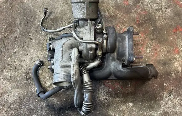 Audi A6 S6 C6 4F Turbo 060145701J