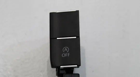 Volkswagen Golf Sportsvan ESP (stability program) switch 