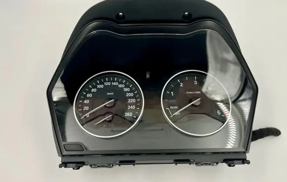 BMW X1 F48 F49 Speedometer (instrument cluster) 9295446