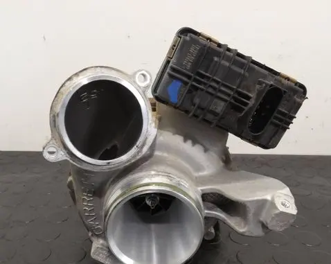 BMW 3 F30 F35 F31 Turbo 7823202 8060349 R0004323