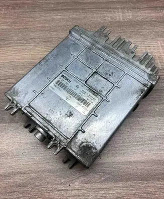 Renault Scenic I Engine control unit/module ECU 0281001809 7700105953