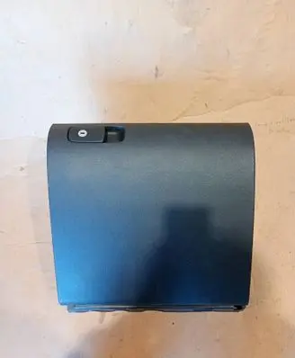 Volkswagen Tiguan Glove box 5M1857097Q