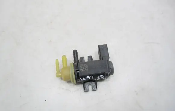 Volkswagen Golf VII Turbo solenoid valve 1K0906627B 4011464A 2132744