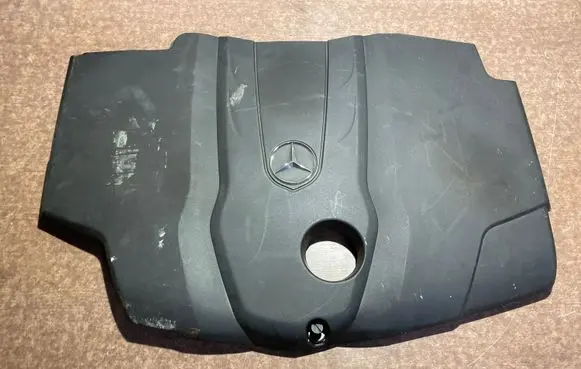 Mercedes-Benz C W205 Engine cover (trim) A6510108512