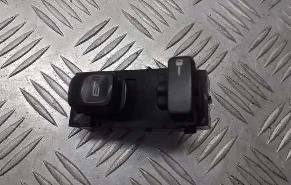 Volvo S40, V40 Electric window control switch 30638702